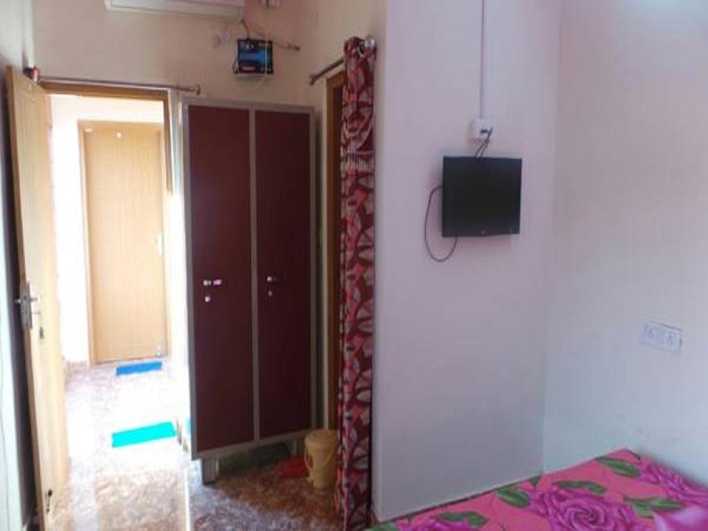 Hotel Jan Jan Tak Dehradún Szoba fotó